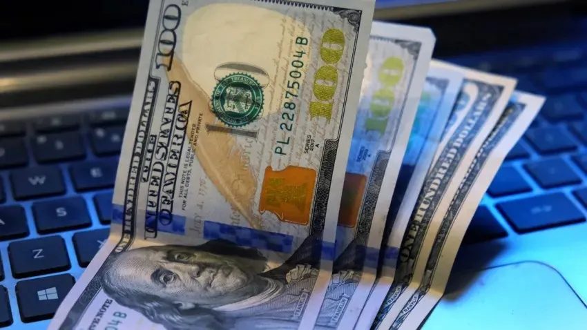Nuevo récord histórico: el dólar cerró a $ 550 tras las nuevas medidas cambiarias