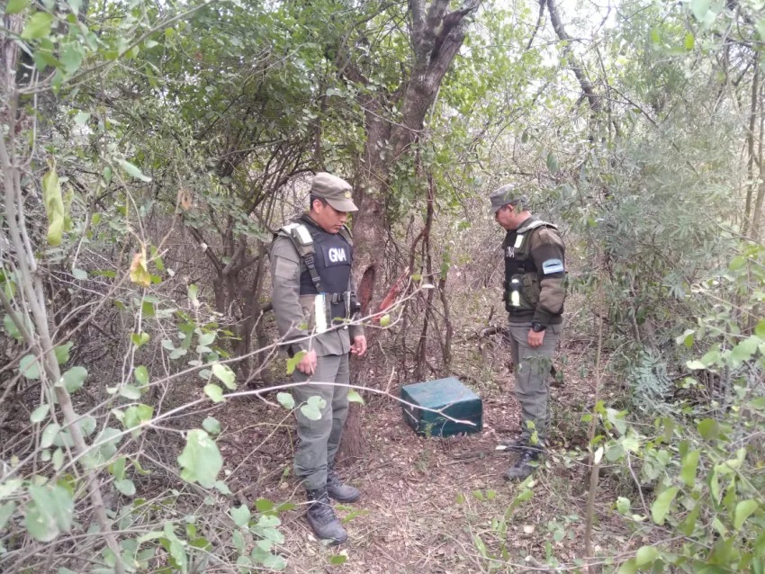 Encontraron más cocaína perteneciente a la avioneta siniestrada en Avia Terai: 32 kilos escondidos en arbustos